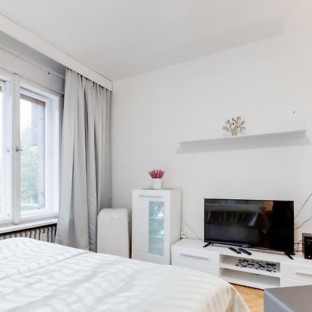 Exclusive Riverside Apartment In The Heart Of Praag Buitenkant foto