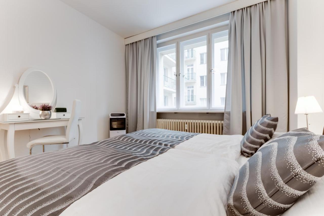 Exclusive Riverside Apartment In The Heart Of Praag Buitenkant foto